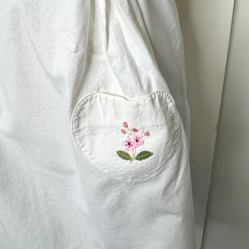 Embroidered Apron White‎ Floral - Picture 3 of 8